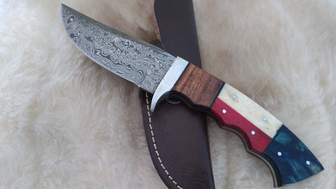 CUSTOM DAMASCUS "THE TEXAN" HUNTING KNIFE W/SHEATH